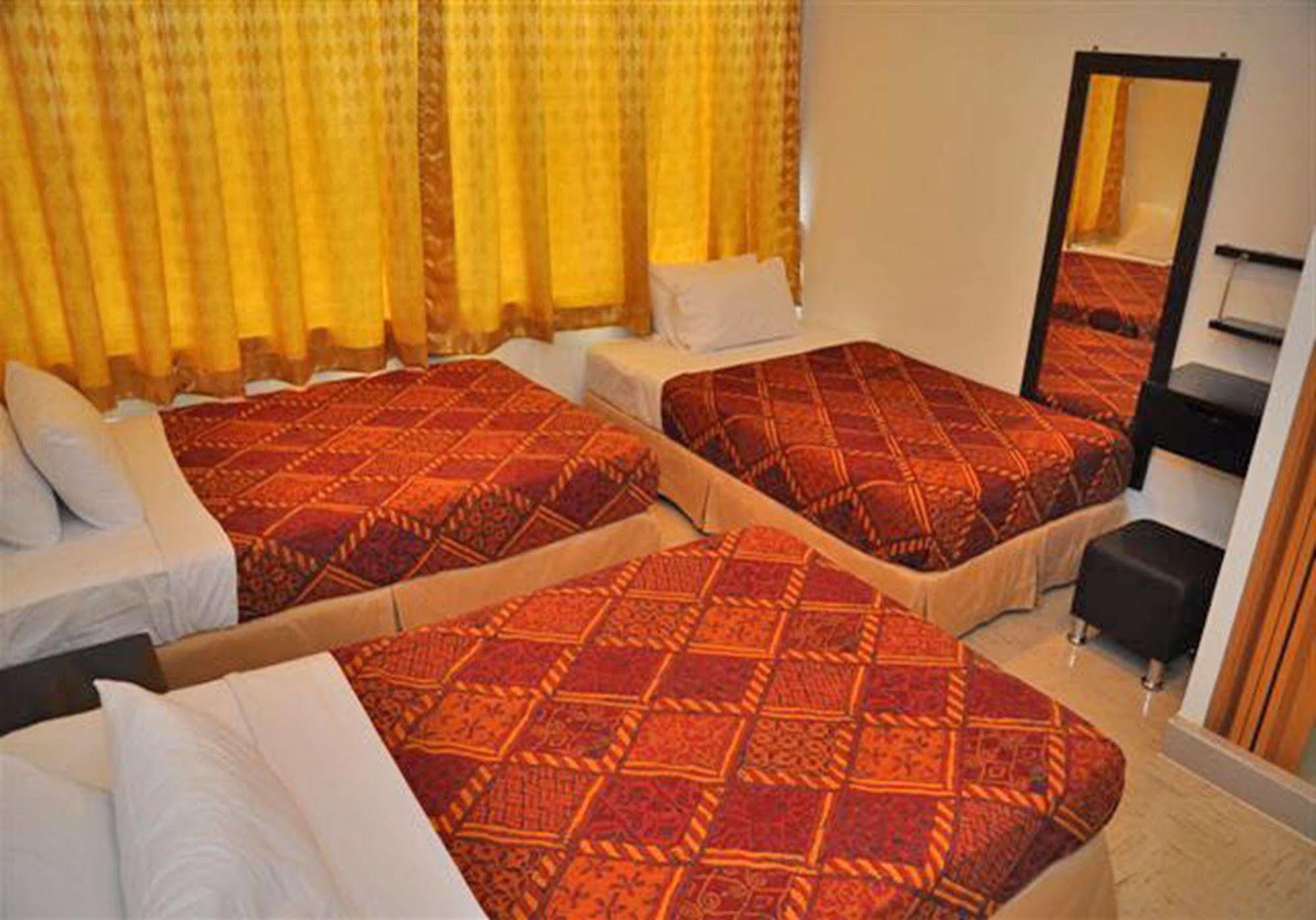 Old Budget Hotel Τζωρτζ Τάουν Εξωτερικό φωτογραφία
