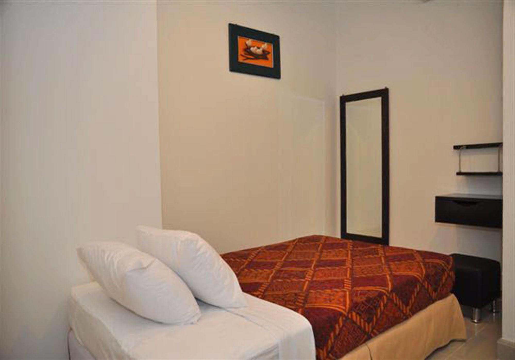 Old Budget Hotel Τζωρτζ Τάουν Εξωτερικό φωτογραφία